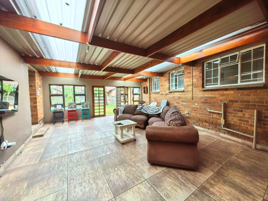 3 Bedroom Property for Sale in Vaalpark Free State